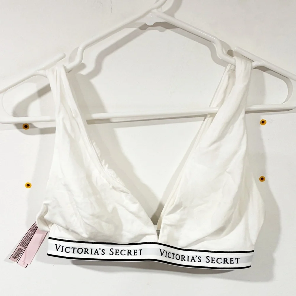 Victorias Secret‎ White The T-Shirt White Logo Bralette Size Small